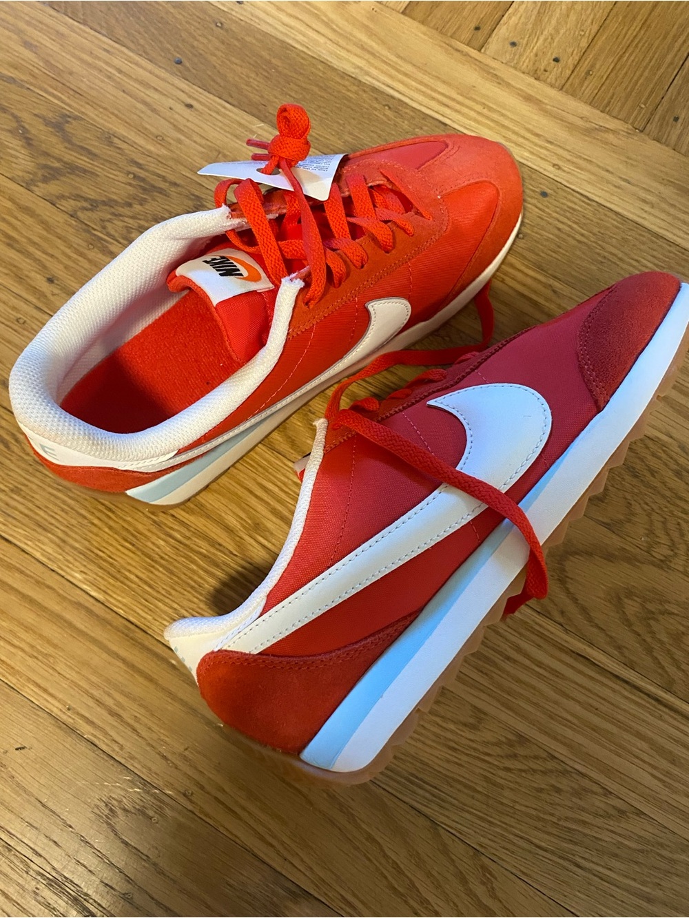 NEW Nike Wmns Pacific ‘Light Crimson Sail’ Shoes